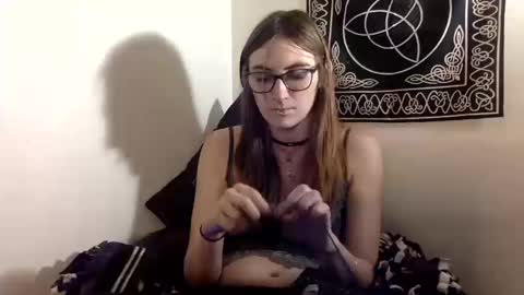 Snapshot of kylianna chatting on 10.10.25 Kylianna online show from 10.10.25
