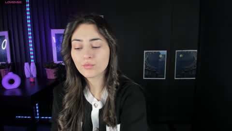 Snapshot of kylie_mellow chatting on 02.05.25 Kylie online show from 02.05.25