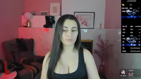 Snapshot of kylie_mellow chatting on 11.24.25 Kylie online show from 11.24.25