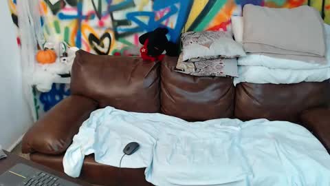 Melissa online show from 11.01.25