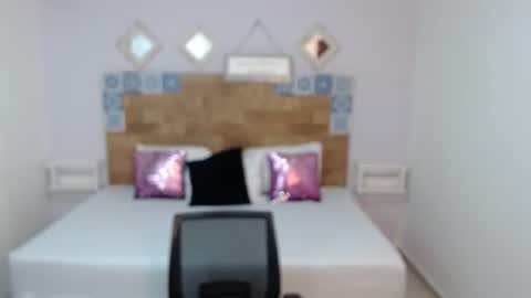 Melissa online show from 11.21.25