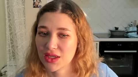 Snapshot of kylieblond chatting on 02.14.25 Din online show from 02.14.25