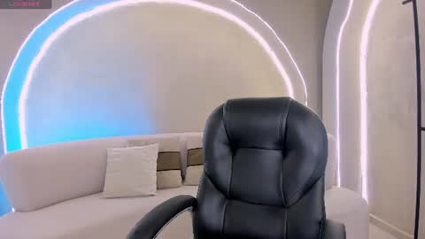 Kylie Jenkins online show from 06.27.26
