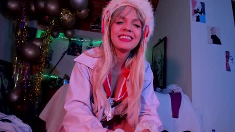 Snapshot of kyliekandy chatting on 02.02.25   online show from 02.02.25