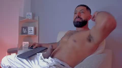Kylliam Levis online show from 06.25.26