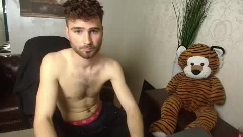 KyloEast online show from 04.17.26