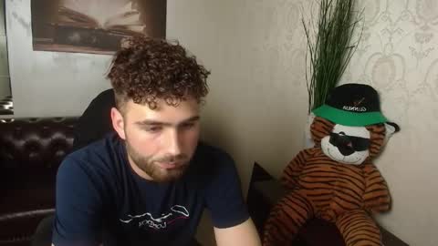 KyloEast online show from 04.19.26