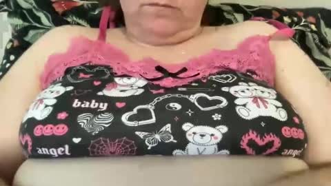 Snapshot of kylorencat chatting on 01.18.25 KYLO online show from 01.18.25