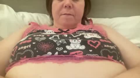 Snapshot of kylorencat chatting on 02.16.25 KYLO online show from 02.16.25