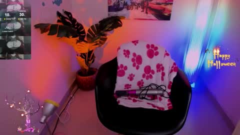 Kyomi online show from 11.14.25