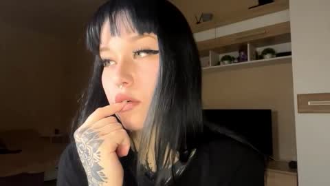 Eva online show from 10.29.25