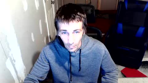 Snapshot of l1v1nth3dr3am chatting on 07.08.26 l1v1nth3dr3am online show from 07.08.26