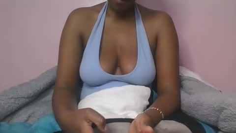 Snapshot of l556778 chatting on 03.19.26 crazy creamer online show from 03.19.26