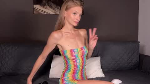 Snapshot of l_0l chatting on 07.17.26 Julie online show from 07.17.26