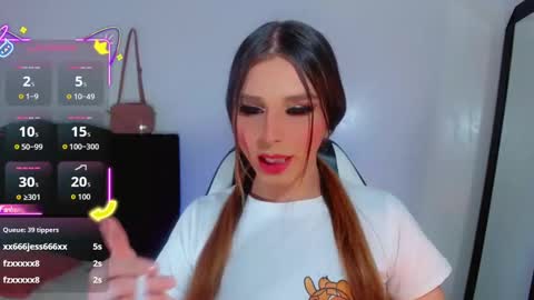 AriSaray online show from 10.06.25