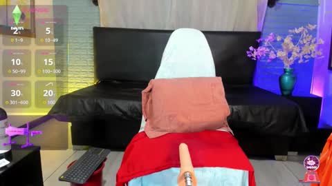 AriSaray online show from 11.27.25