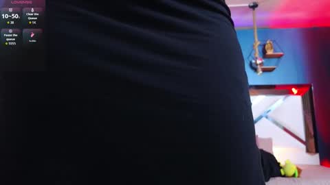 Cris  online show from 11.27.25