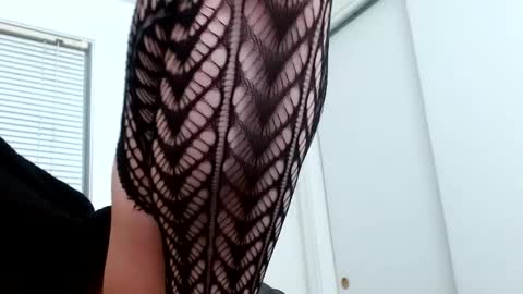 Snapshot of laceyphoenix1 chatting on 02.11.25 Lacey Phoenix online show from 02.11.25