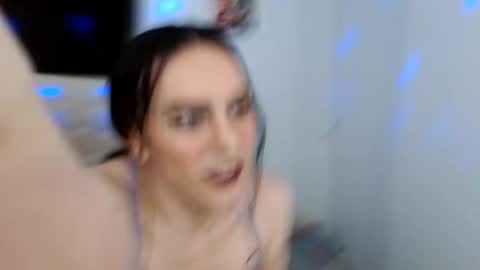 Snapshot of laceyphoenix1 chatting on 09.30.25 Lacey Phoenix online show from 09.30.25