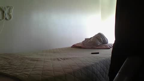 Snapshot of lachickadelbronx chatting on 01.10.25 lachickadelbronx online show from 01.10.25