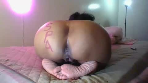 Snapshot of lachickadelbronx chatting on 01.21.25 lachickadelbronx online show from 01.21.25