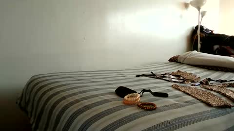 Snapshot of lachickadelbronx chatting on 03.23.26 lachickadelbronx online show from 03.23.26