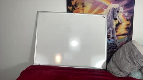 Lacy8Vankort online show from 12.03.25