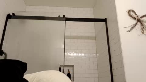 lacybell online show from 12.26.24