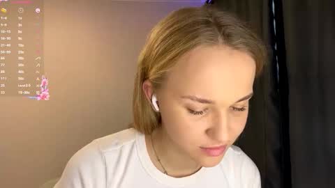 Snapshot of ladawndepippo chatting on 10.13.25 Sofia online show from 10.13.25