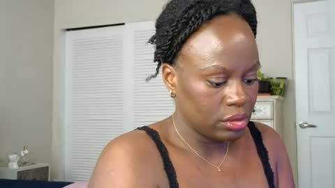 Snapshot of ladiosa_selene chatting on 06.27.26 La Diosa Selene online show from 06.27.26