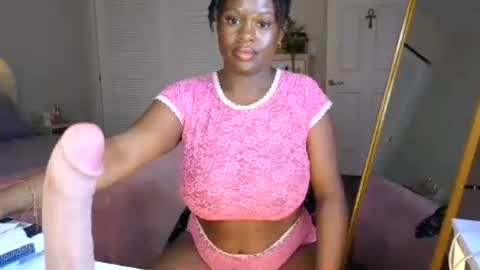 Snapshot of ladiosa_selene chatting on 07.14.26 La Diosa Selene online show from 07.14.26