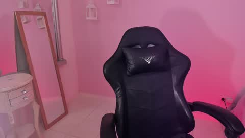 Snapshot of lady_danbury chatting on 03.06.25 Karla - Instagram lady karla1 online show from 03.06.25