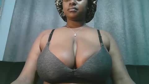 lady_dearra online show from 04.01.26