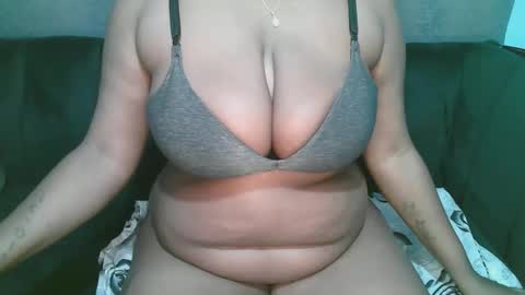 lady_dearra online show from 05.04.26