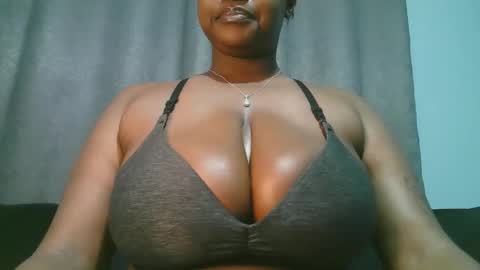 lady_dearra online show from 05.08.26