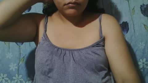 Snapshot of lady_love063 chatting on 03.08.25 lady_love063 online show from 03.08.25