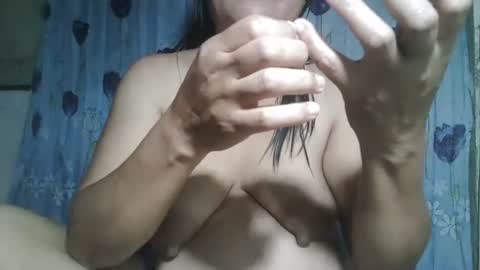 Snapshot of lady_love063 chatting on 10.28.25 lady_love063 online show from 10.28.25