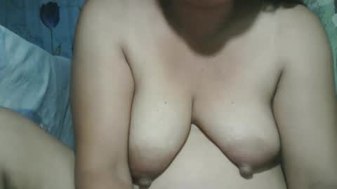 Snapshot of lady_love063 chatting on 12.02.25 lady_love063 online show from 12.02.25