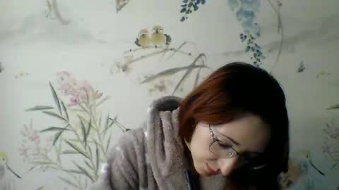 Snapshot of lady_noyabrina chatting on 11.26.25 Kira online show from 11.26.25