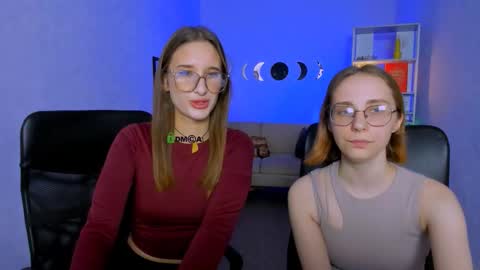 lady online show from 11.15.25