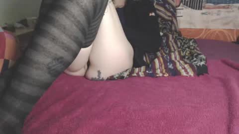 Snapshot of lady_simone chatting on 02.15.25 lady_simone online show from 02.15.25