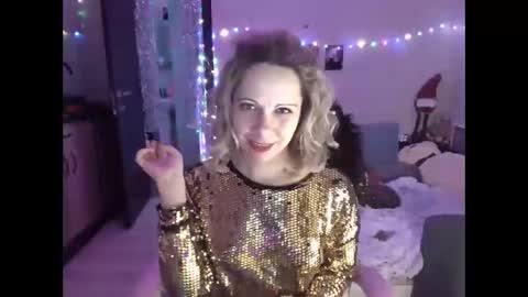 lady_smile69 online show from 12.31.24