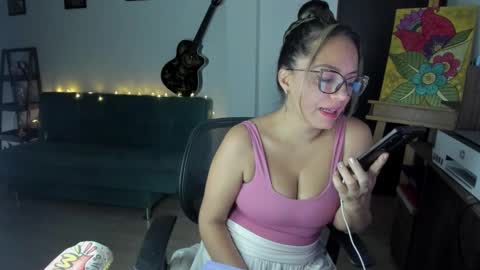 Sophie   online show from 10.04.25