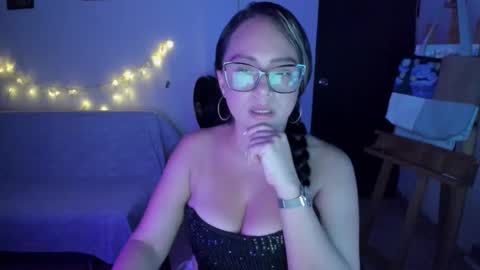 Sophie   online show from 11.10.25