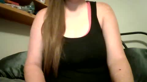 Snapshot of ladyarsenic chatting on 09.21.25 Just at the office alone with my boobs out online show from 09.21.25