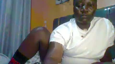 lindah32 online show from 06.17.26