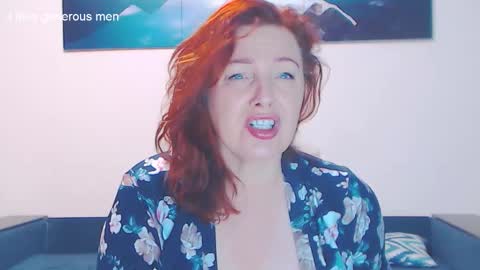 Snapshot of ladyelizabeth777 chatting on 10.03.25 Beth online show from 10.03.25