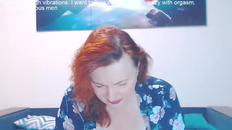 Snapshot of ladyelizabeth777 chatting on 10.25.25 Beth online show from 10.25.25