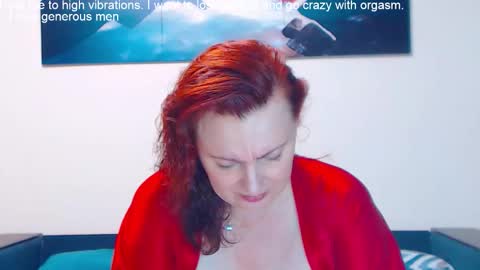 Snapshot of ladyelizabeth777 chatting on 11.17.25 Beth online show from 11.17.25