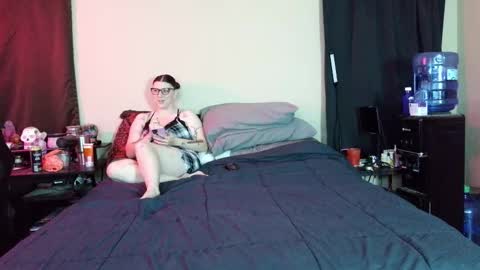 ladyharley828 online show from 10.14.25